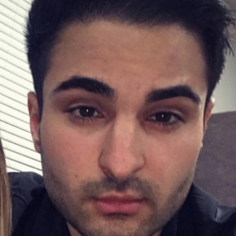 Meet your Posher, Darien